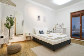 Global Living - Design Apartments I City Center I Balcony I Smart-TV I Kitchen I Dresden